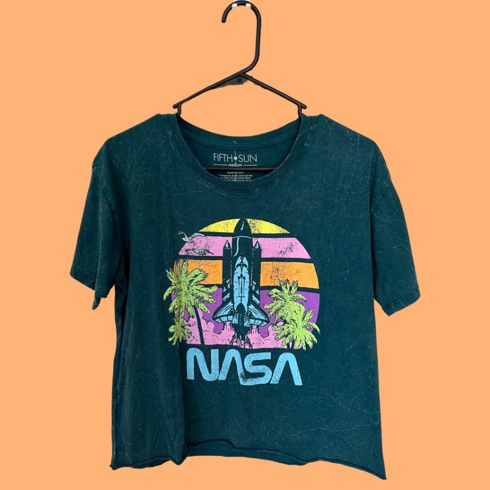 NASA Logo - Rocket with Flowers - Medium - Crop T-Shirt  - Green - Blue Color